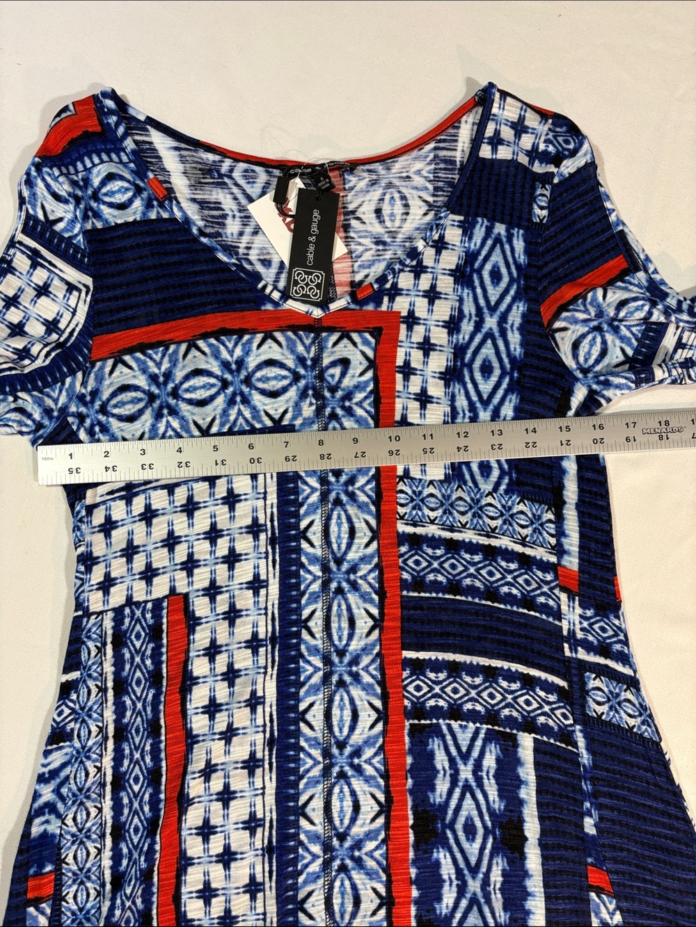 Cable & Gauge Red White Blue Patterned V-Neck Tunic Small - Picture 8 of 12